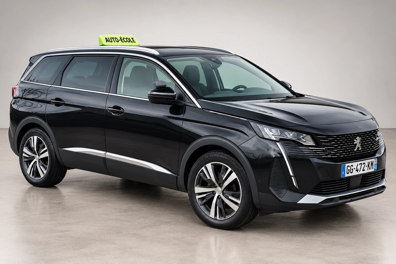 Peugeot 5008 noire auto-école